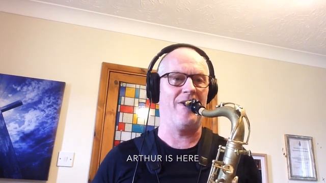 'Arthur is here' смотреть онлайн
