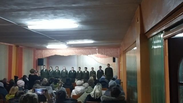 Калинковичи. 6-я школа. Поют кадеты. (ковер) смотреть онлайн