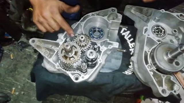 Como instalar el cigüeñal correctamente en la yamaha Rx115 смотреть онлайн