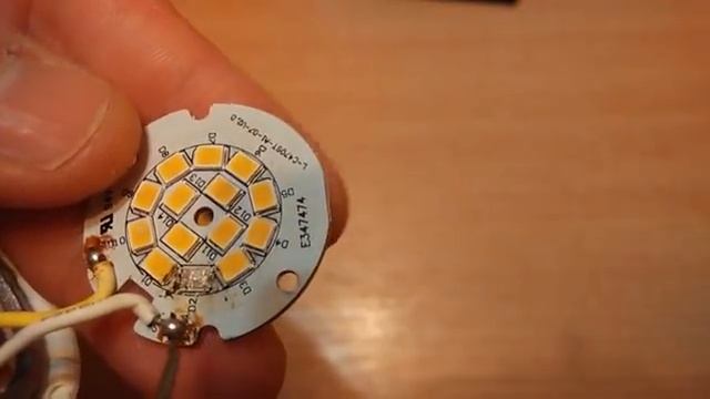 Ремонт LED лампы Maxus Sakura. / Repair of a LED lamp смотреть онлайн