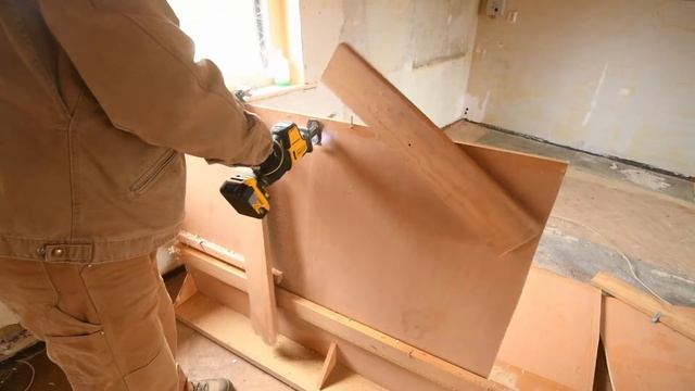 DeWALT DCS369 reciprocating saw battery test смотреть онлайн