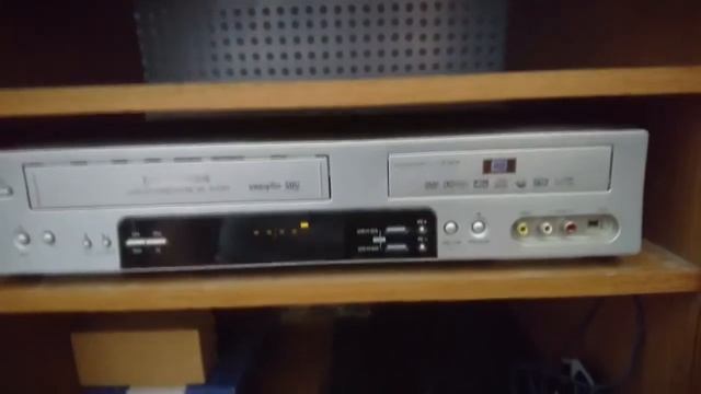 My Daewoo DF-4501P DVD Recorder + VCR Review смотреть онлайн