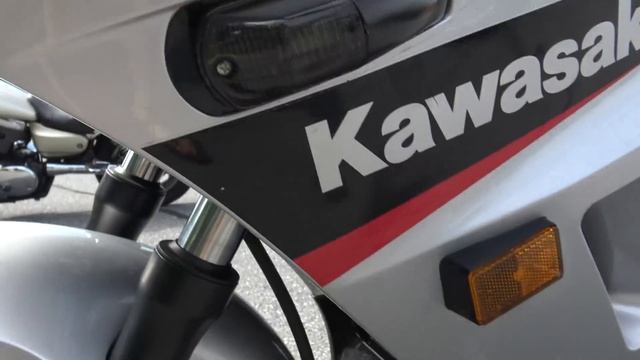 2005 Kawasaki Ninja 250 смотреть онлайн