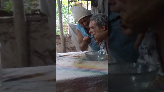 #DrossRotzan #pollitotropical #Cuba #videohorror Sacando un trabajo de brujería en Cuba смотреть онлайн