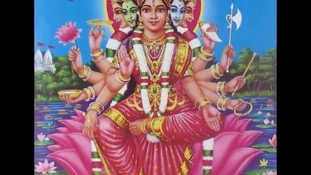 Gayatri Mantra | Om Bhur Bhuvah Svah || Powerful Mantra 108 times смотреть онлайн