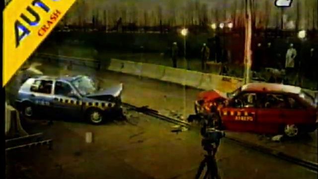 Red. Iwaszkiewicz crash test Opel Astra vs VW Golf, Magazyn Auto TVP2 смотреть онлайн