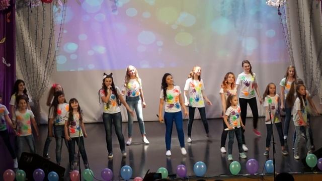 МАЛЕНЬКИЕ ЗВЕЗДОЧКИ 2017_Радость, привет! смотреть онлайн