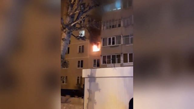 Загорелась квартира в Чебоксарах смотреть онлайн