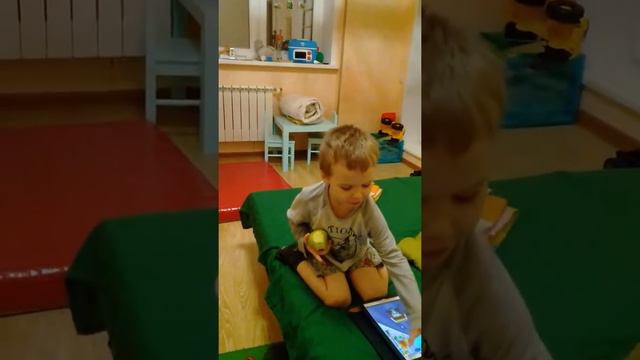 Пусть бегут неуклюже(3) смотреть онлайн