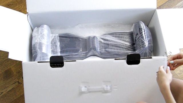 Распаковка SWAGTRON T6 hoverboard unboxing смотреть онлайн