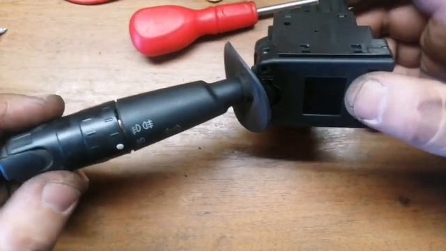 Lancia Zeta, 1999г.в. Не работают ПТФ и задний стеклоподъемник. смотреть онлайн