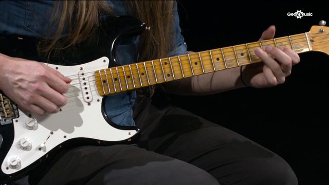 TC Electronic HyperGravity Compressor | Gear4music Demo смотреть онлайн