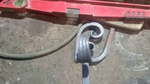 простейший станок под гусиную лапку,художественная ковка,кованые изделия,кондуктор,кузня