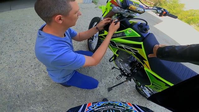 Мой MOTOLAND 250 работает!!! смотреть онлайн