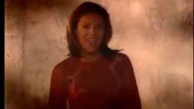 Soraya Lamilla - So Far Away