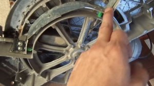 Ремонт поворотного стола торцовочной пилы.