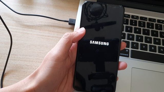Galaxy A20: How to Reset Forgotten Lock Screen Pin or Password смотреть онлайн