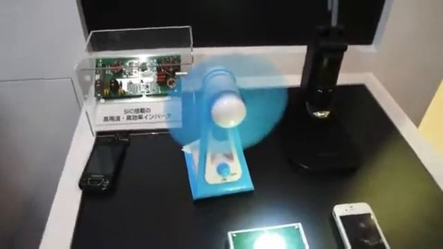 Rohm Wireless Power Transmission System Hands-On - CEATEC 2011.flv смотреть онлайн