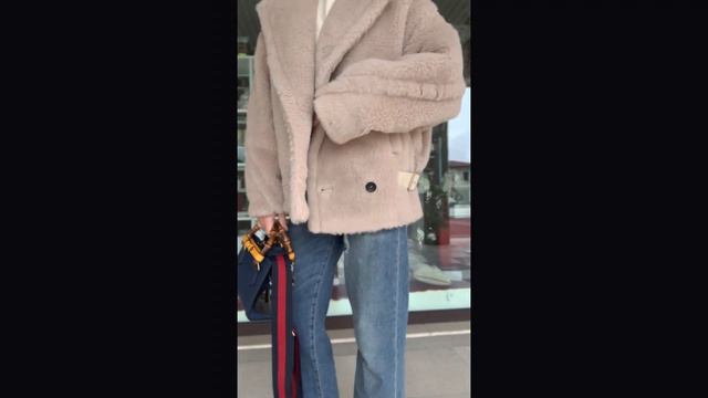 Max Mara Teddy jacket! Outfit of the day смотреть онлайн