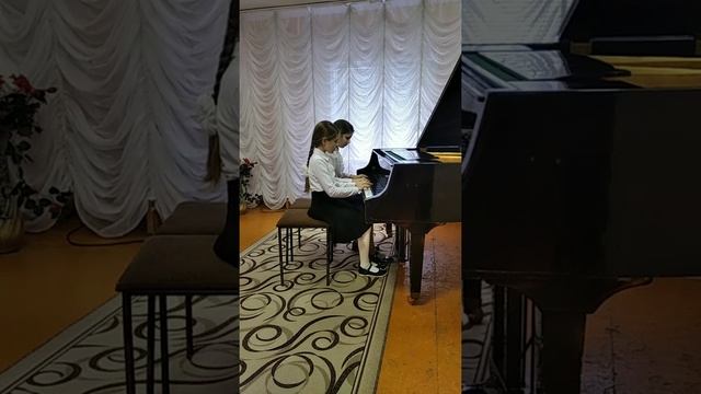 И. Беркович "Вальс" исполняют Максимова Кира и Баранова Анна смотреть онлайн