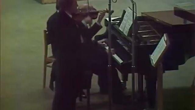 Oleg Kagan & Sviatoslav Richter Play Mozart & Beethoven Violin Sonatas - Video 1975