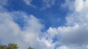 Быстрый Полёт Облаков В Реальном Времени