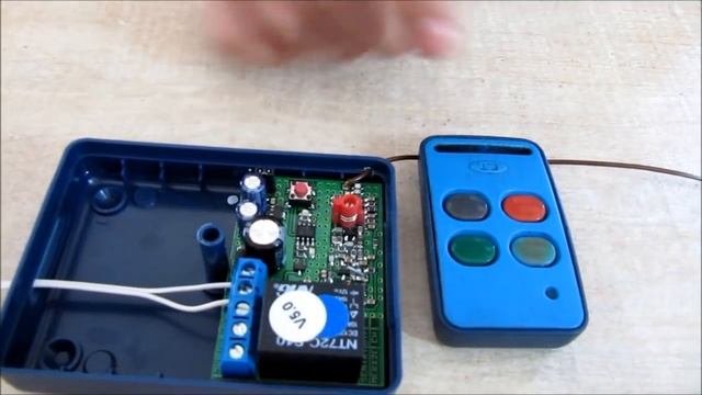 How to Program a Sentry 1 channel code hopping receiver by Blake Korff Security Superstore смотреть онлайн
