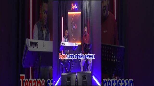 Terlalu sayank #terlalusayang #versikaraoke2023 #dangdut #sitialiyah смотреть онлайн