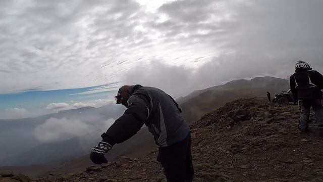 23 de abril 2017- Laguna del viento y laguna Coyara. Junto a Codigo33 y MotorDoo смотреть онлайн