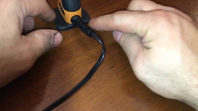 Walmart Clearance Gorilla Dual Temp Glue Gun смотреть онлайн