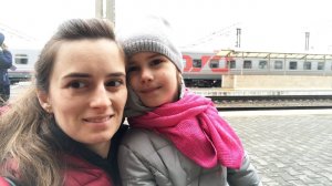 ВЛОГ Какое платье выбрать Едем в Сочи на выходные Юляшка и Алина выбирают новую одежду VLOG