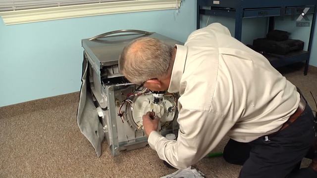 Frigidaire Dishwasher Repair – How to replace the Circulation Pump and Motor Kit смотреть онлайн