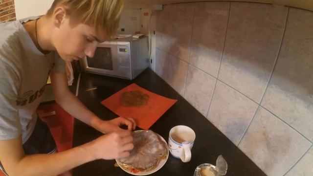 VLOG//Я повар;готовлю тортик в микроволновке часть 2 смотреть онлайн