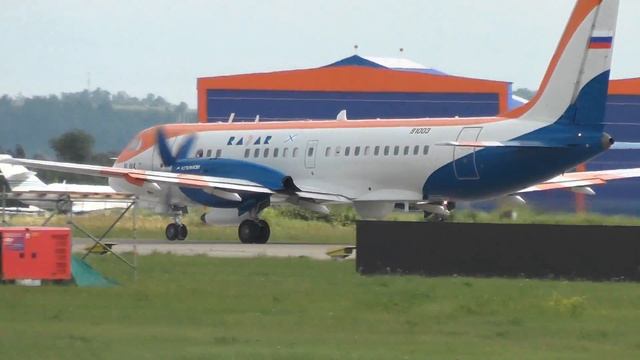 Полеты L-410NG и Ил-114 смотреть онлайн