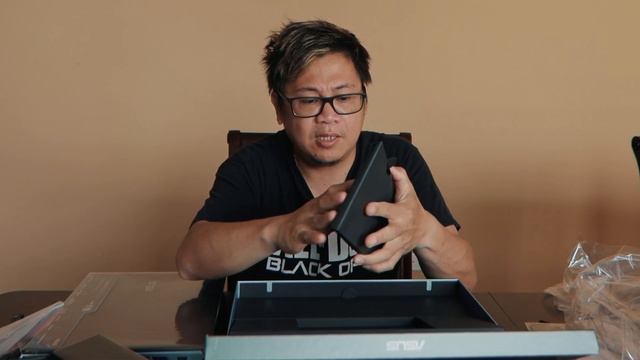ASUS ZenBook Pro Duo 15.6 OLED- INSANE Dual 4K Screen + RTX 3080 (INSANE!!!) смотреть онлайн