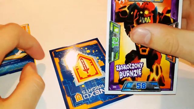Otwieramy saszetki Nexo Knights: Trading Card Game #11 смотреть онлайн