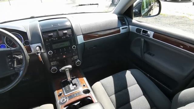 VOLKSWAGEN TOUAREG смотреть онлайн