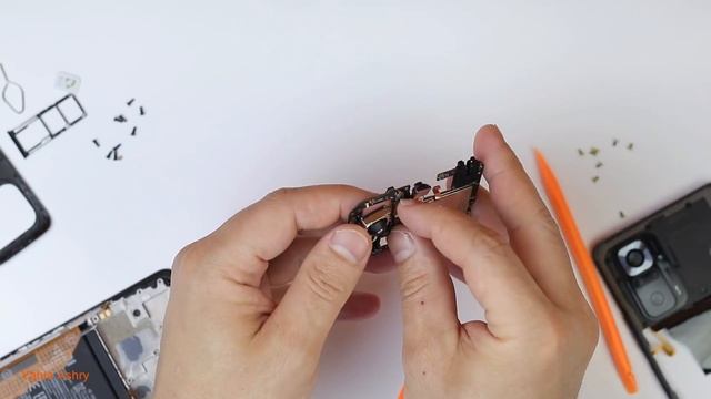 كيف صنعت ريدمى افضل كاميرات فى نوت 10 برو Redmi note 10 pro teardown смотреть онлайн