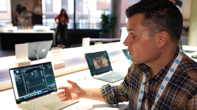 HP Spectre x360 14-inch HANDS ON: Meet the AI Laptop смотреть онлайн