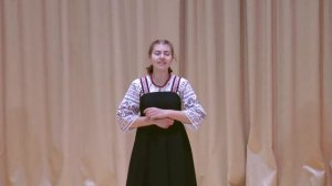 У ВОРОТ СОСНА ЗЕЛЕНАЯ Солистка детского образцового фольклорного анс. "Родничок" Черногод Алина