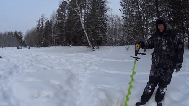 Отличный улов! Тест "Шурика"! Клёв щуки в глухозимие! смотреть онлайн