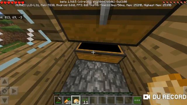 Майнкрафт вернулся работать фермером в деревне жителей... смотреть онлайн