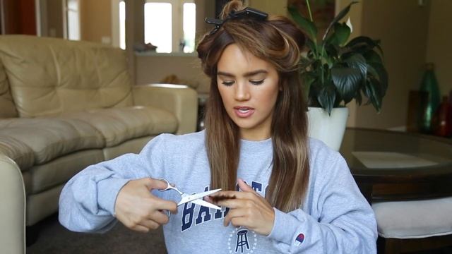 DIY HAIRCUT WITH LAYERS! CUTTING MY OWN HAIR | DACEY CASH смотреть онлайн