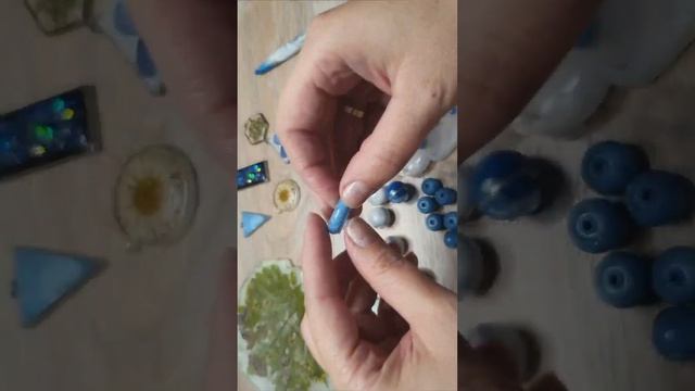 Кольцо из эпоксидной смолы #украшения #своимируками #diy #поделки #декор #эпоксидка #бижутерия смотреть онлайн