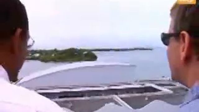 L'Université des Antilles et de la Guyane, tournée vers l'avenir... et l'international смотреть онлайн