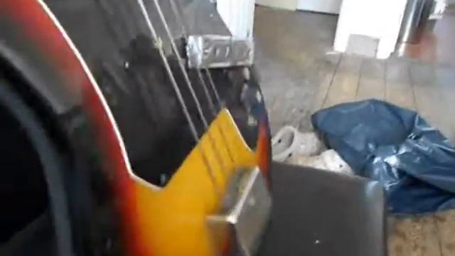 Kay 60s Bass Guitar (An Ebay Buying Disaster) смотреть онлайн