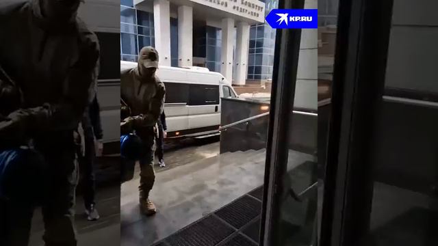 Подозреваемых в совершении теракта в «Крокус сити» доставили в Москву. смотреть онлайн