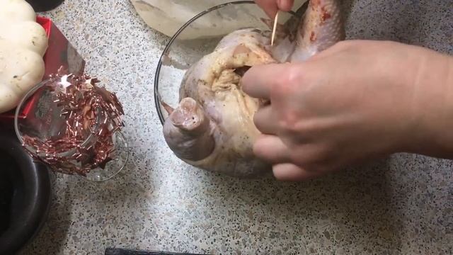 Курица фаршированная муссом из куриной печени. Новогодний стол 2022!/// смотреть онлайн