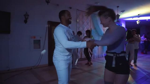 Spring Zouk Fest 5. Carlos da Silva and Valery Ponkina #Zouk improvisation смотреть онлайн