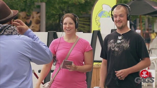 Instant Accomplice - Graffiti Artist Prank